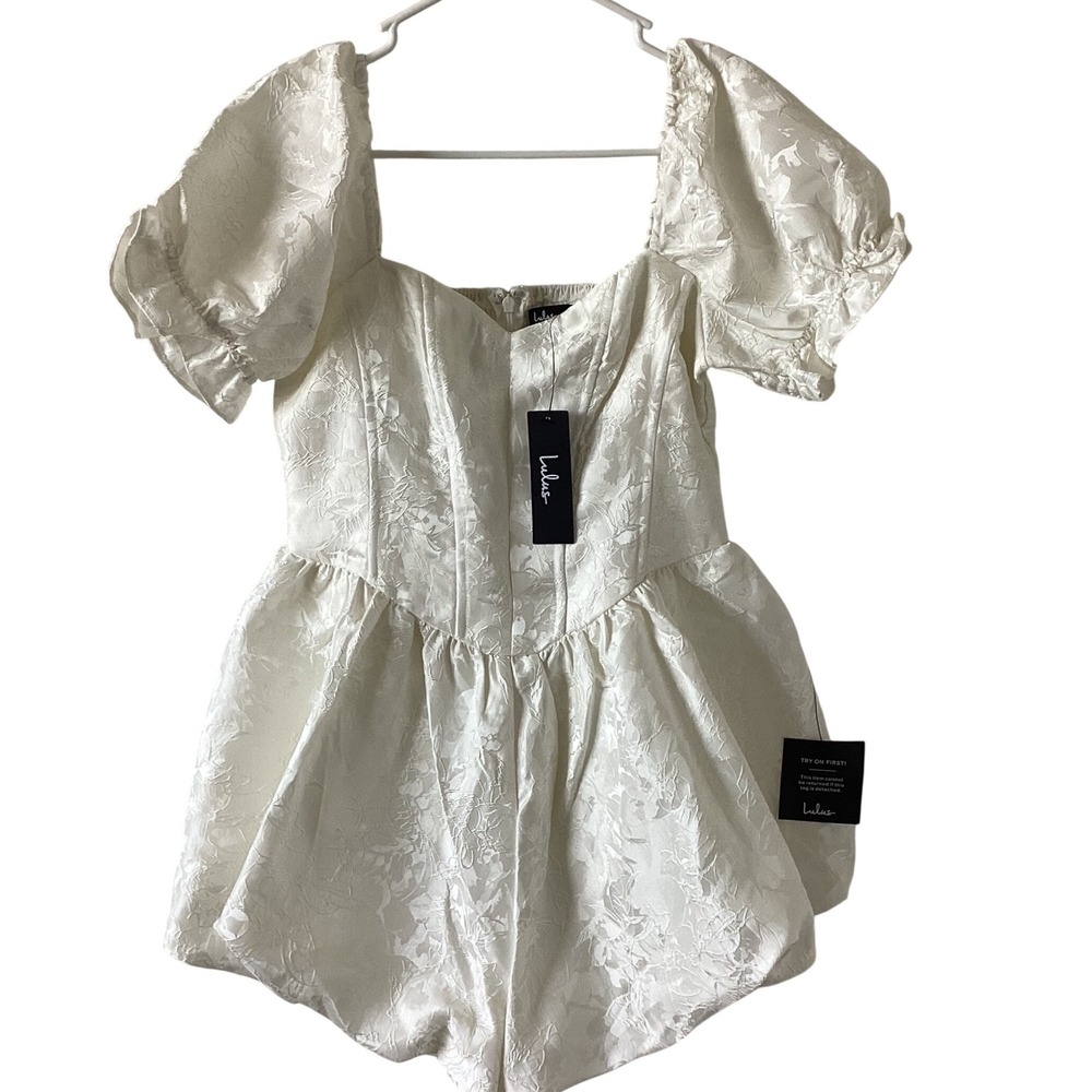 Lulus White Floral Jacquard Puff Sleeve Corset Romper AR5633‎ Mens White Medium